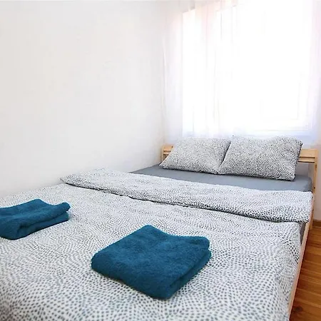 Stilo Dom - Plac Swietego Macieja Vratislav